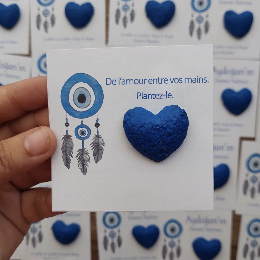 Carte Ensemencée avec forme cœur 3D